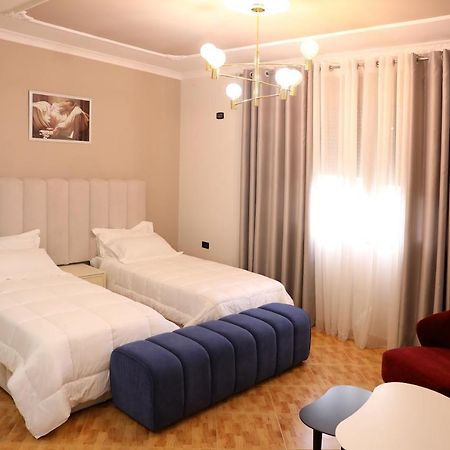 Hotel Vila Stefa Wlora Zewnętrze zdjęcie